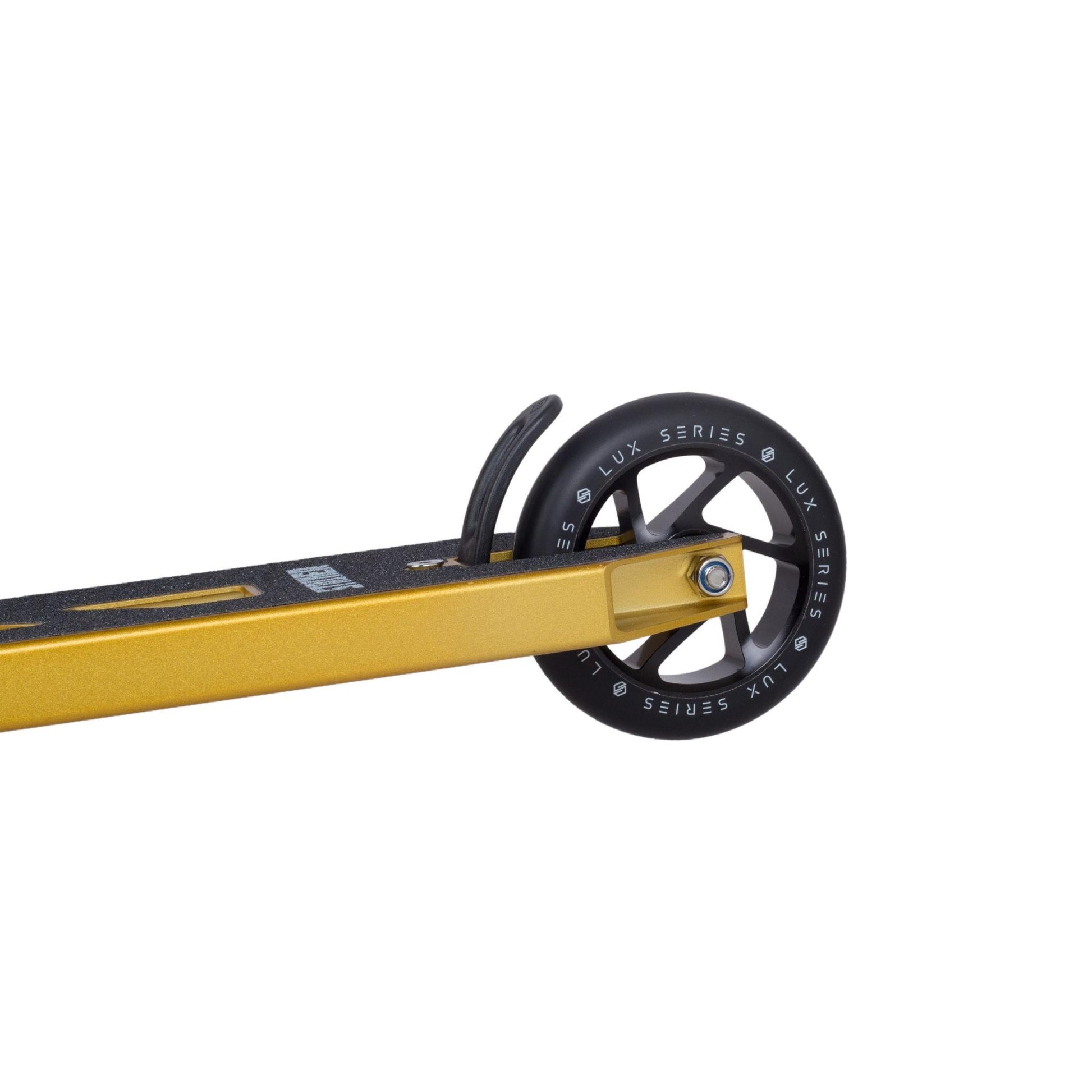 Striker Lux Youth Scooter Freestyle - Negro/Gold- Scootworld.es