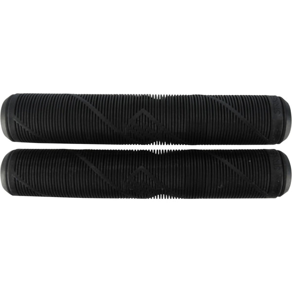 Striker Logo Puños Patinete- Scootworld.es