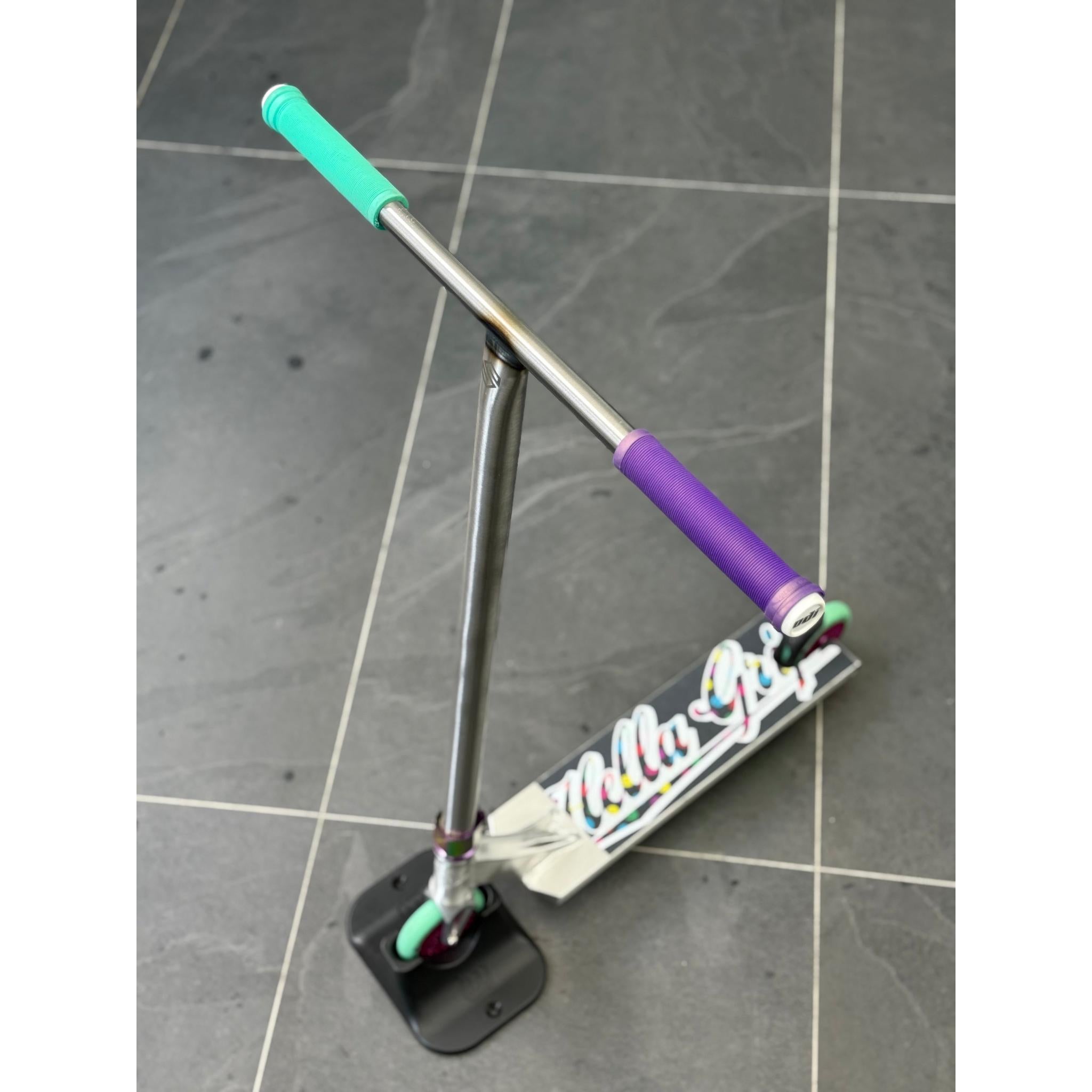Scooter Custom Raw 5/5- Scootworld.es