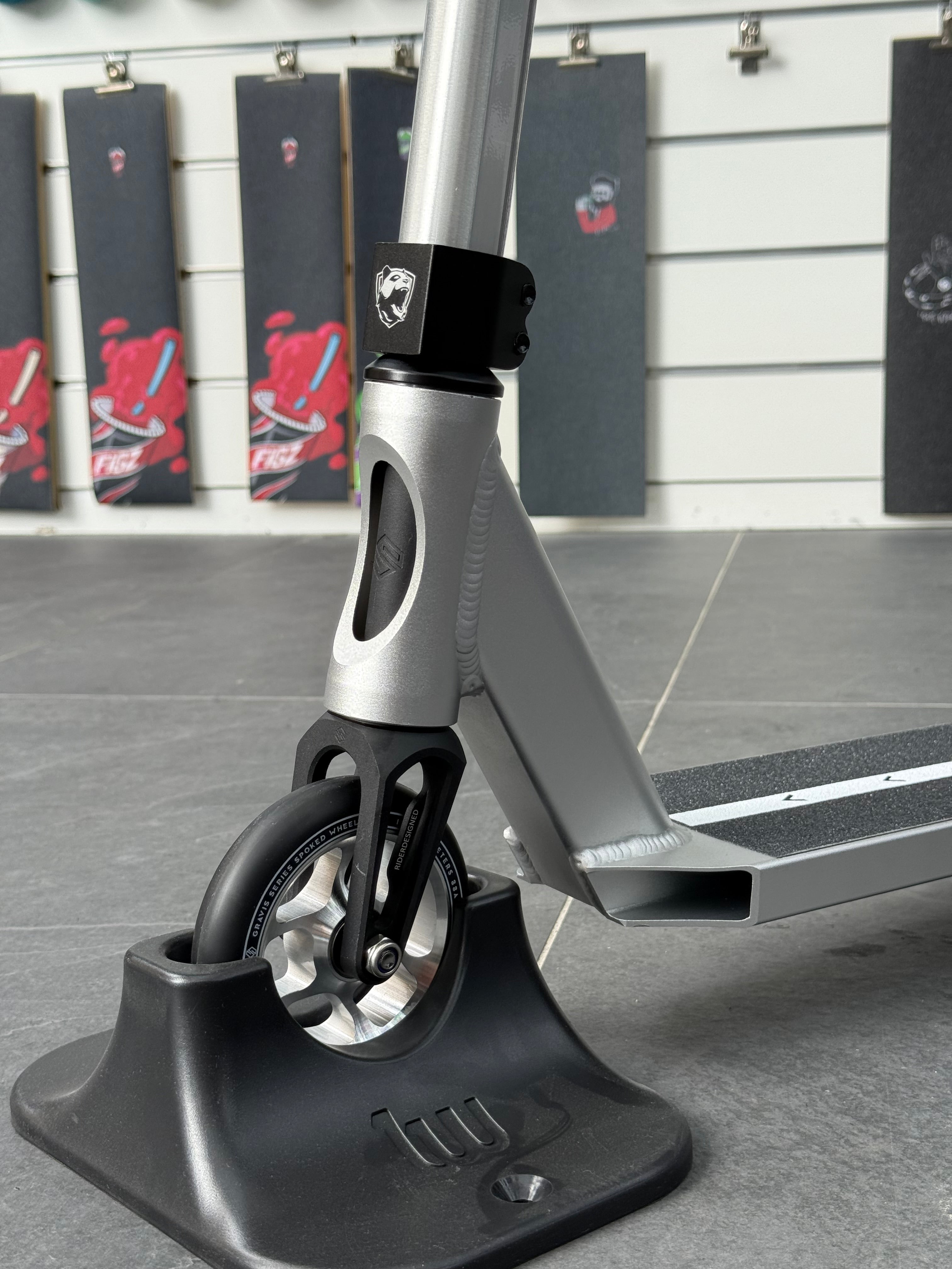 Scooter Custom Build Chrome/Black