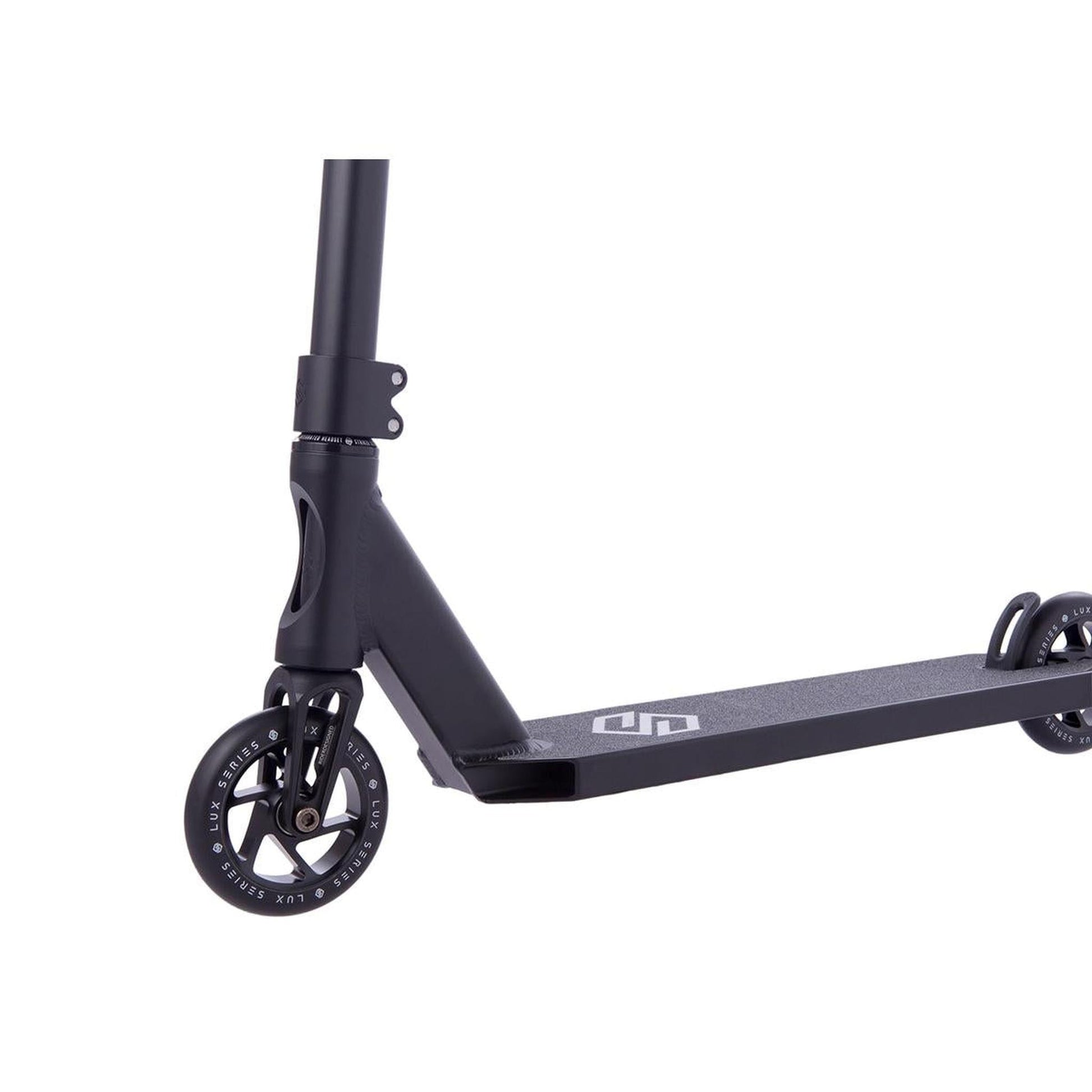 Striker Lux Scooter Freestyle - Negro- Scootworld.es