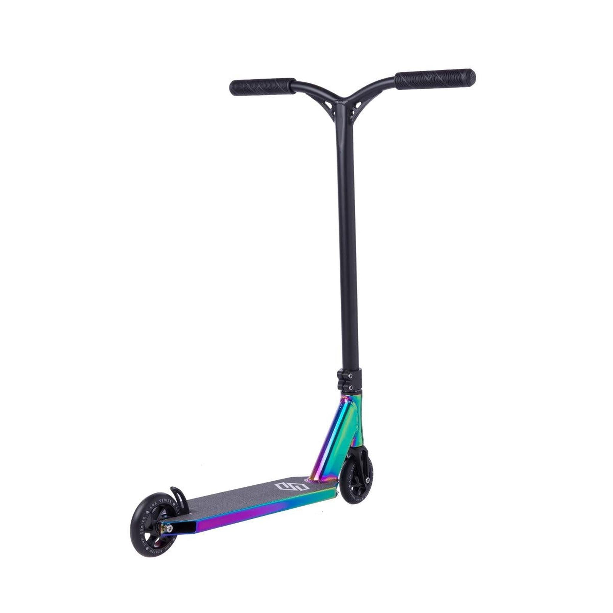 Striker Lux Scooter Freestyle - Rainbow Deck- Scootworld.es