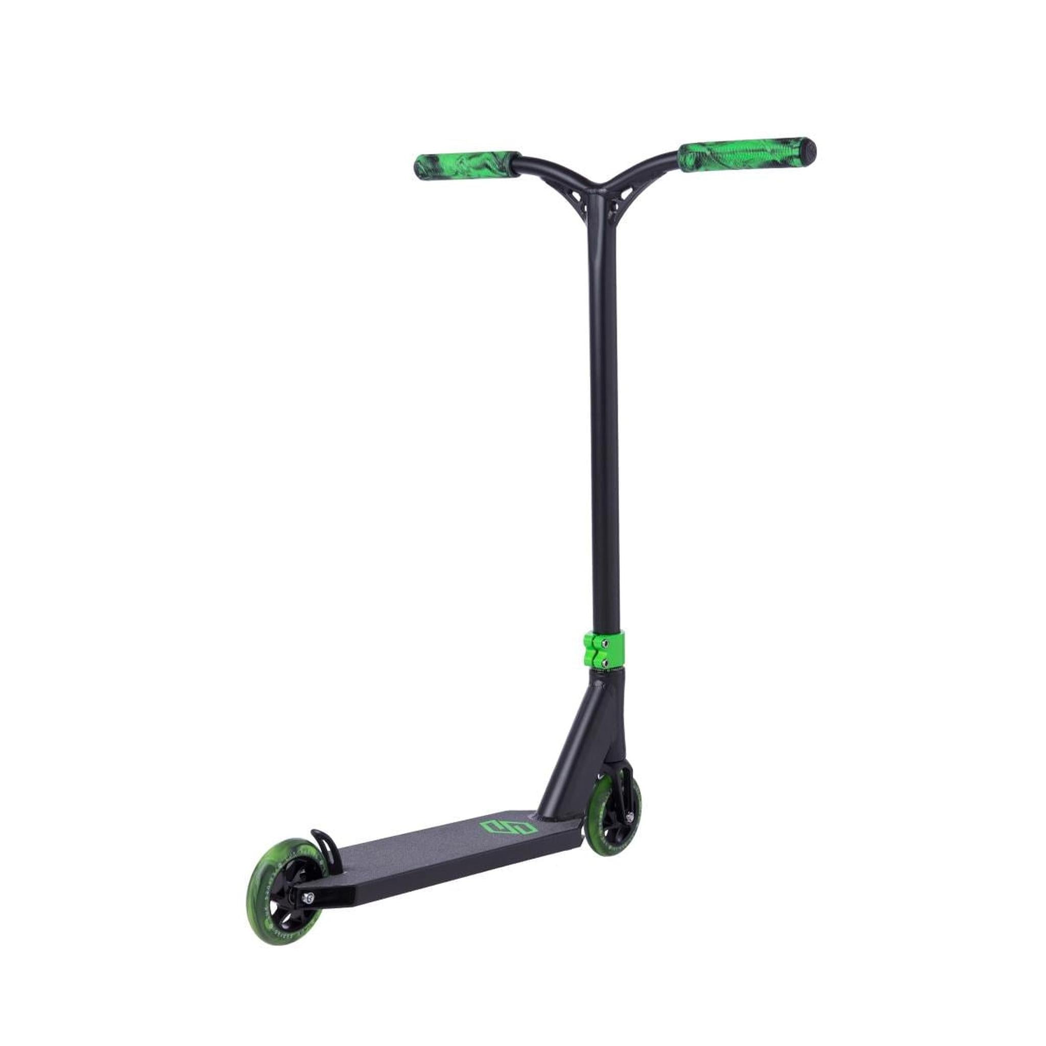 Striker Lux Painted Scooter Freestyle - Negro/Lima- Scootworld.es