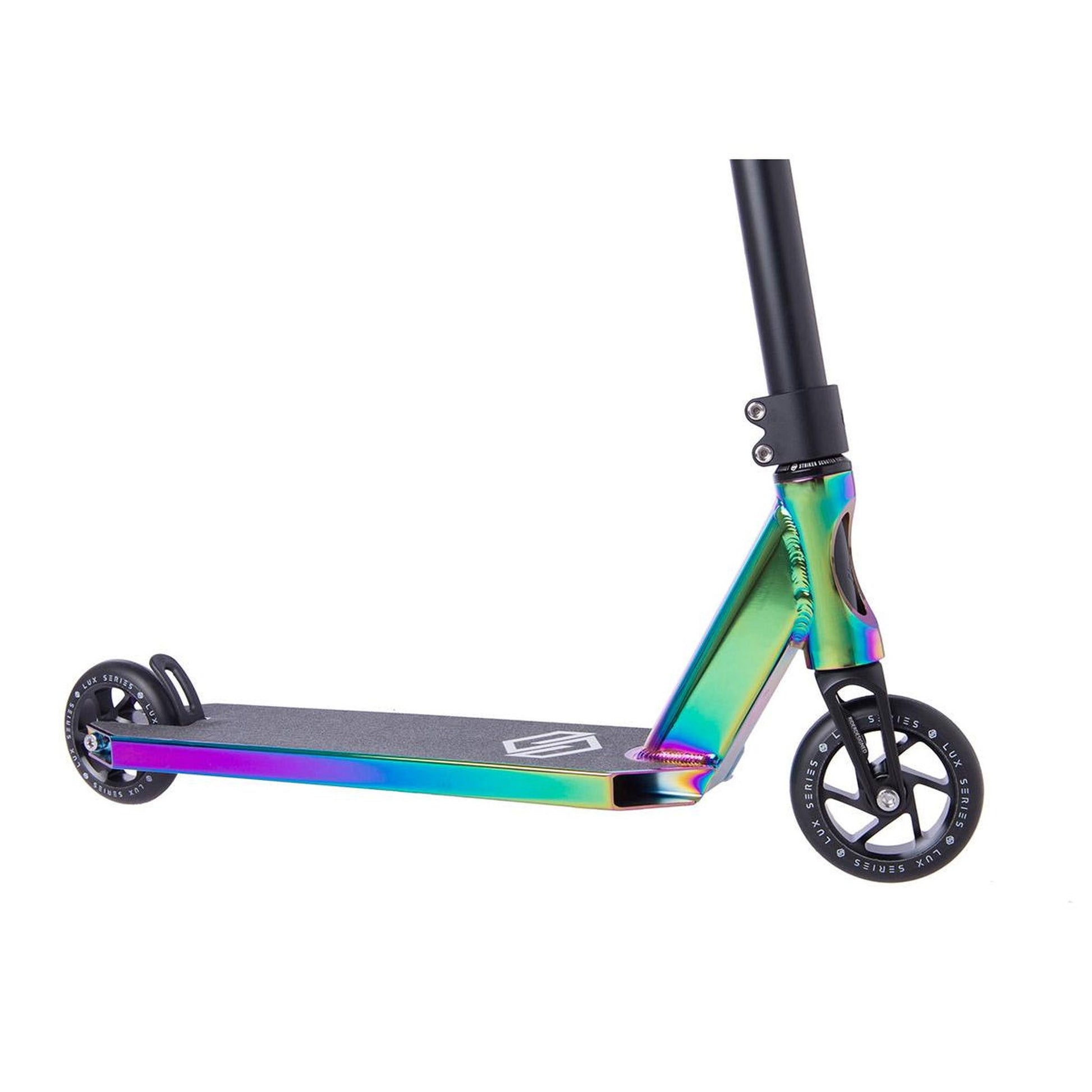 Striker Lux Scooter Freestyle - Rainbow Deck- Scootworld.es