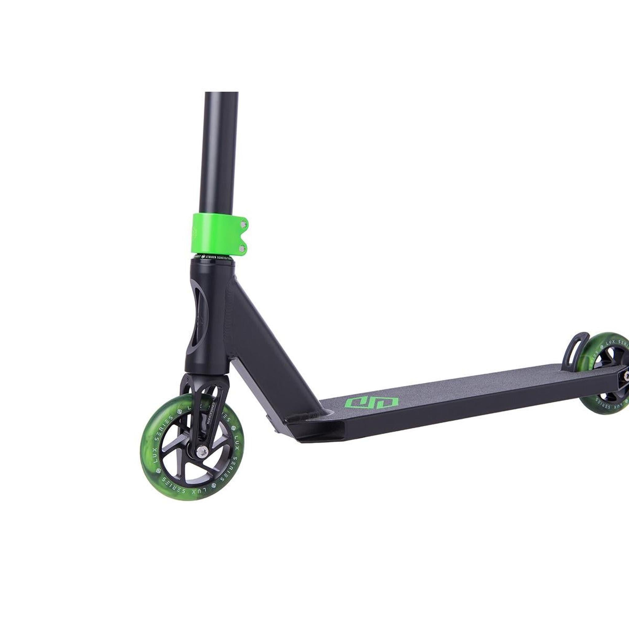 Striker Lux Painted Scooter Freestyle - Negro/Lima- Scootworld.es