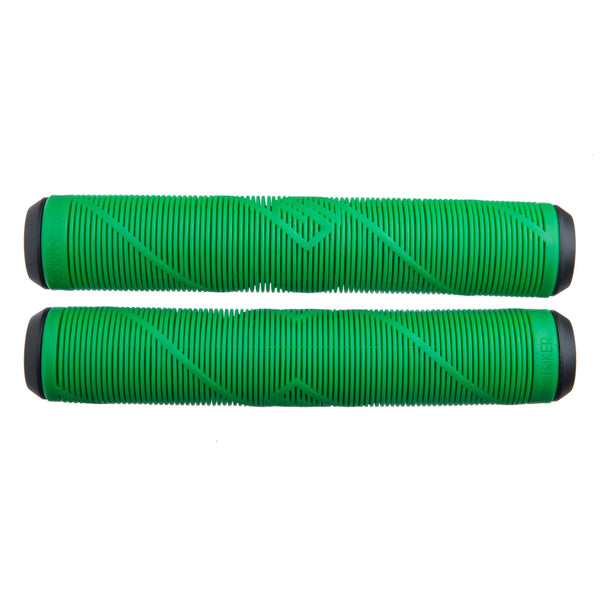 Striker Logo Puños Patinete- Scootworld.es