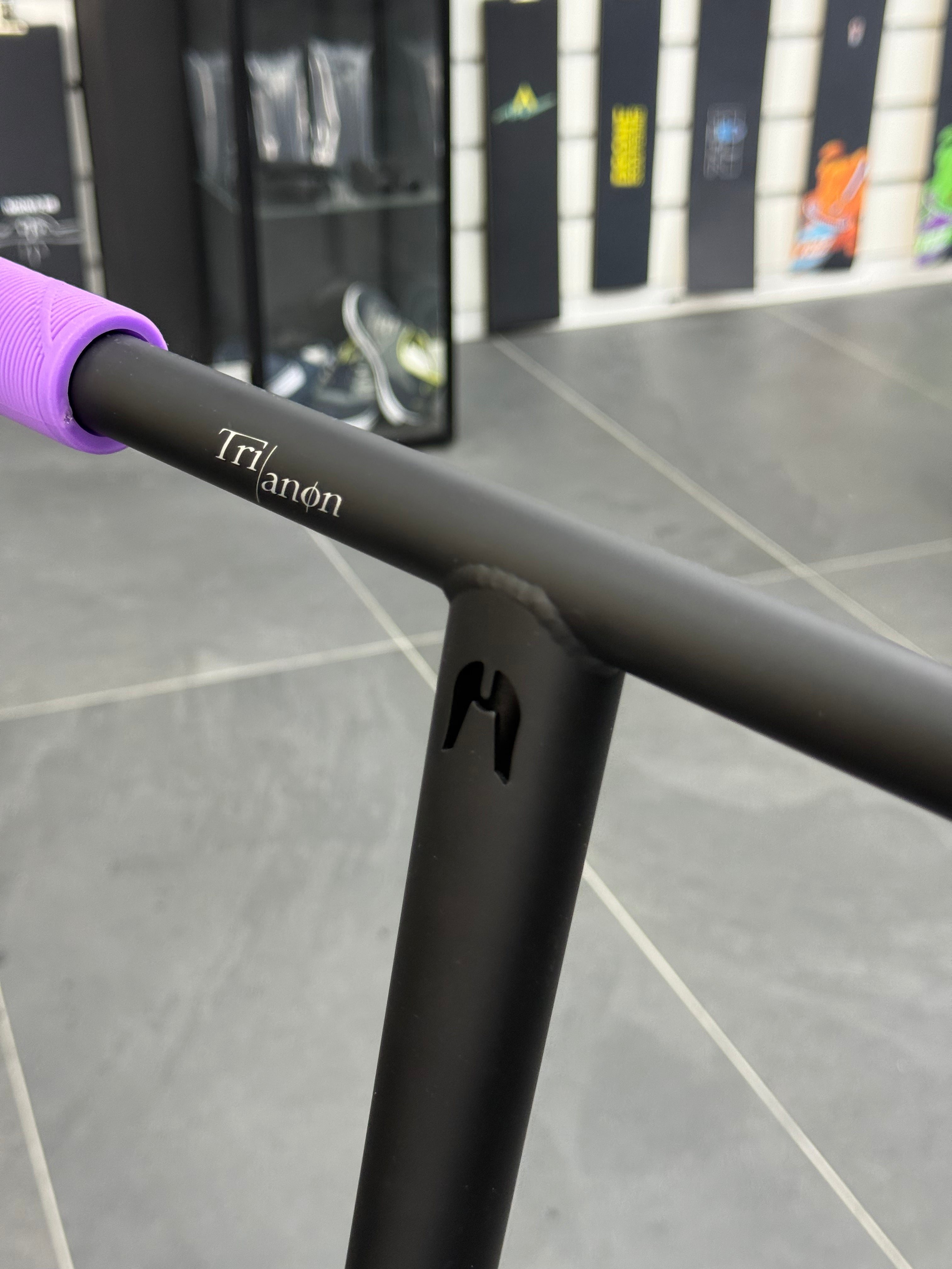 Scooter Custom Black/Purple