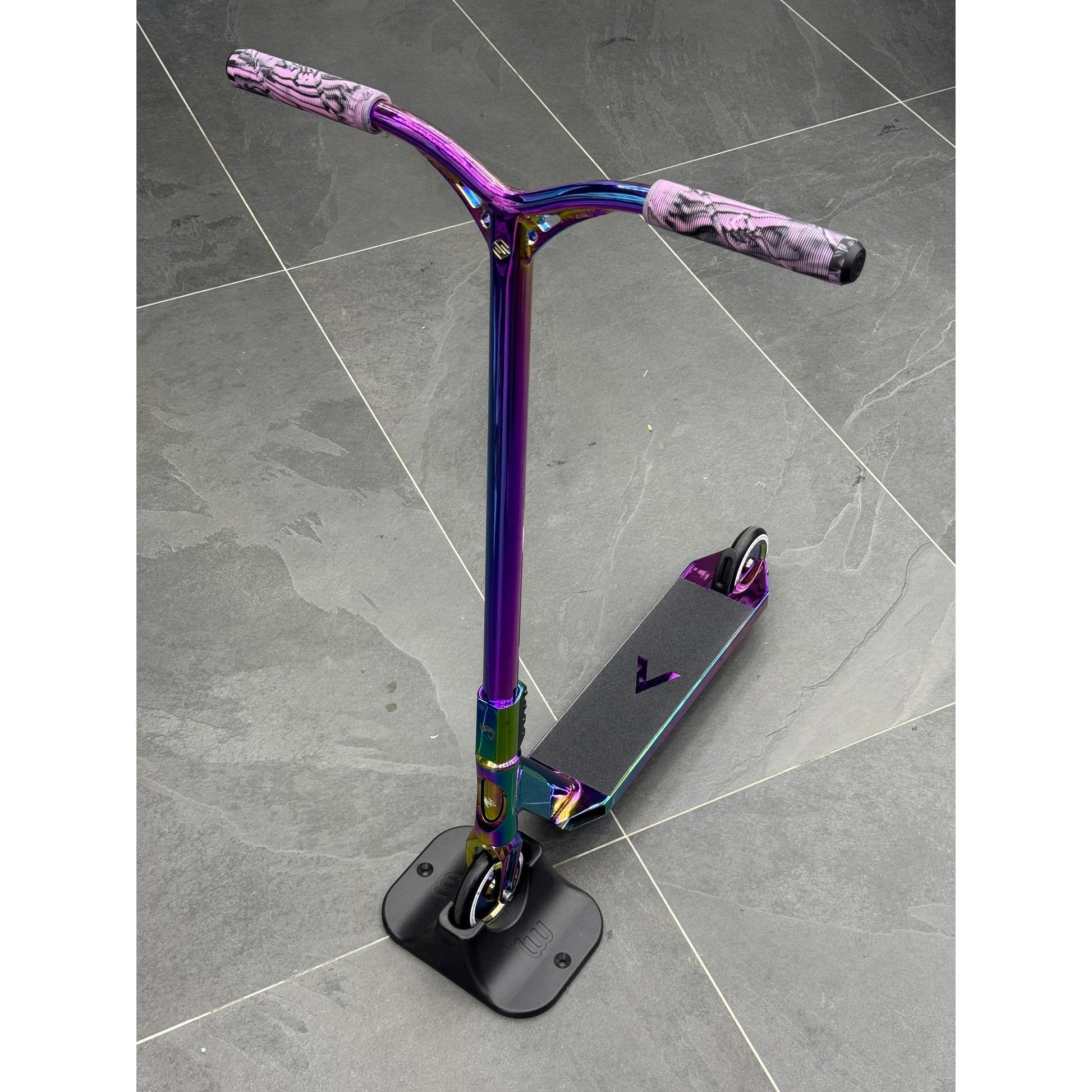 Scooter Custom Build Striker/Panda- Scootworld.es