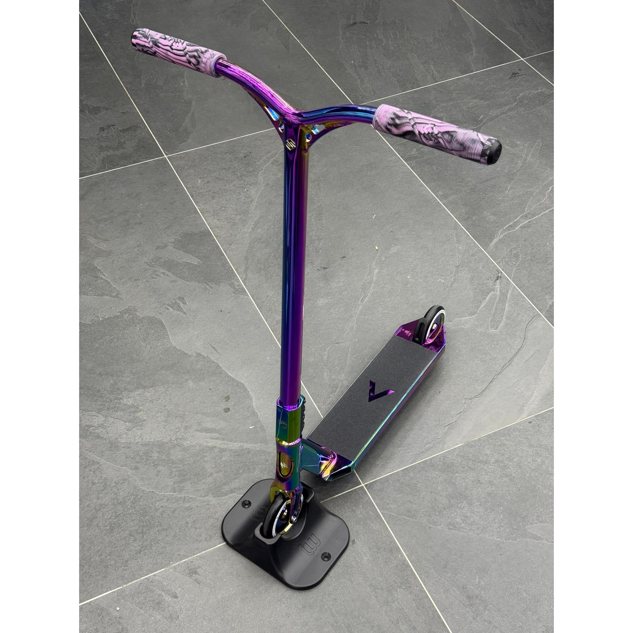 Scooter Custom Build Striker/Panda- Scootworld.es