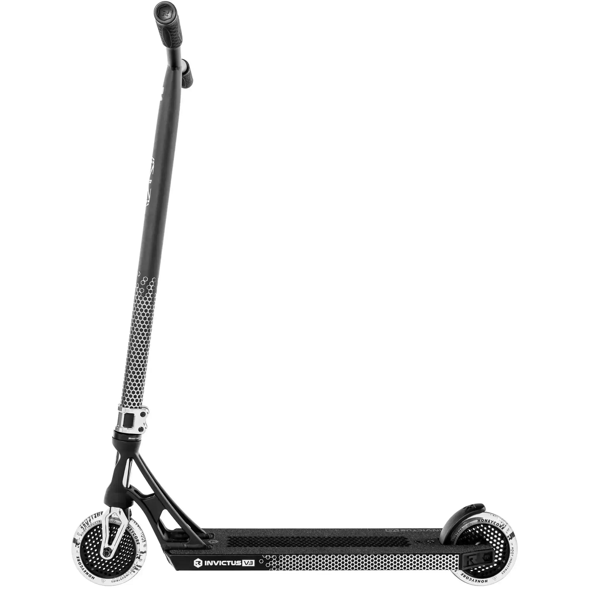 Root Invictus V3 Scooter Freestyle (Black)- Scootworld.es
