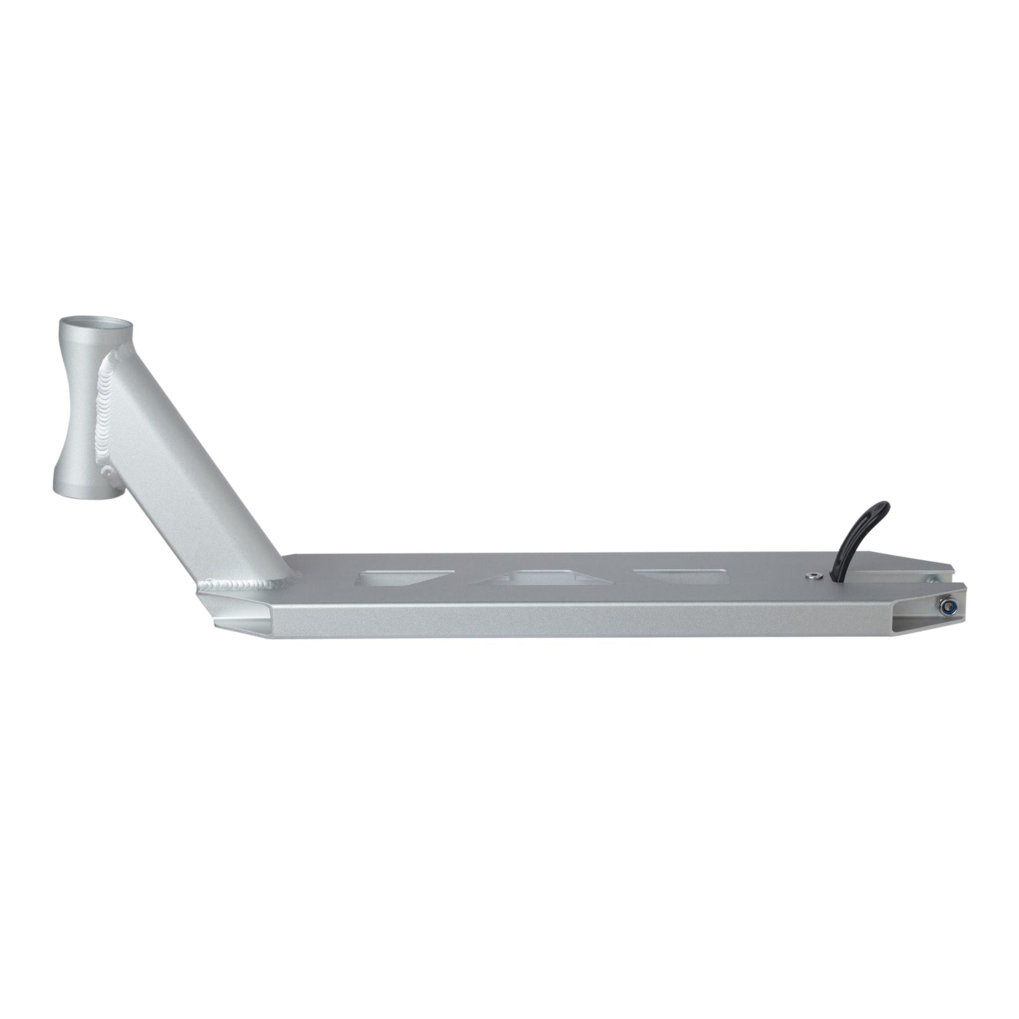 Striker Lux Integrated Tabla Scooter - Plateado- Scootworld.es