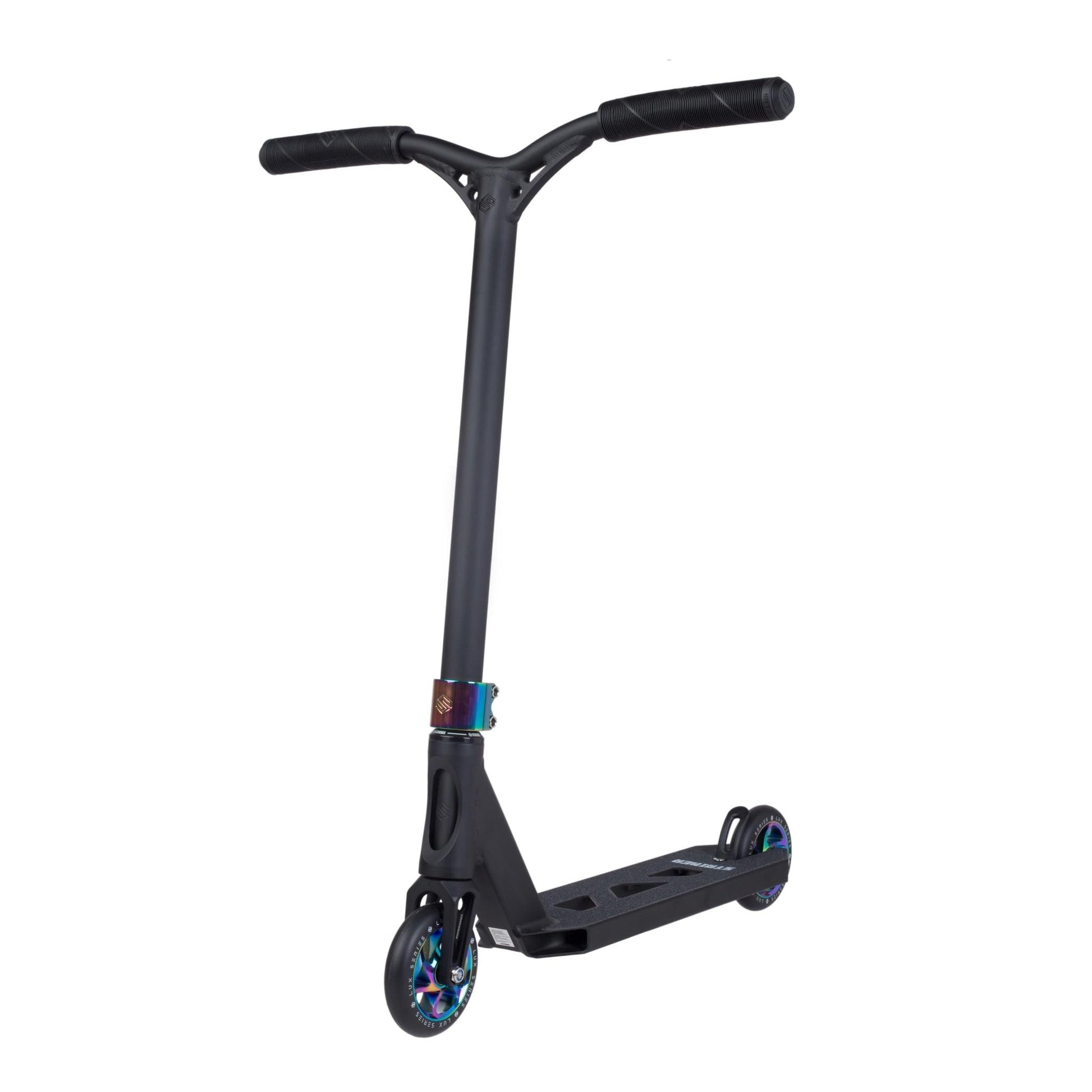 Striker Lux Youth Scooter Freestyle - Black/Rainbow- Scootworld.es