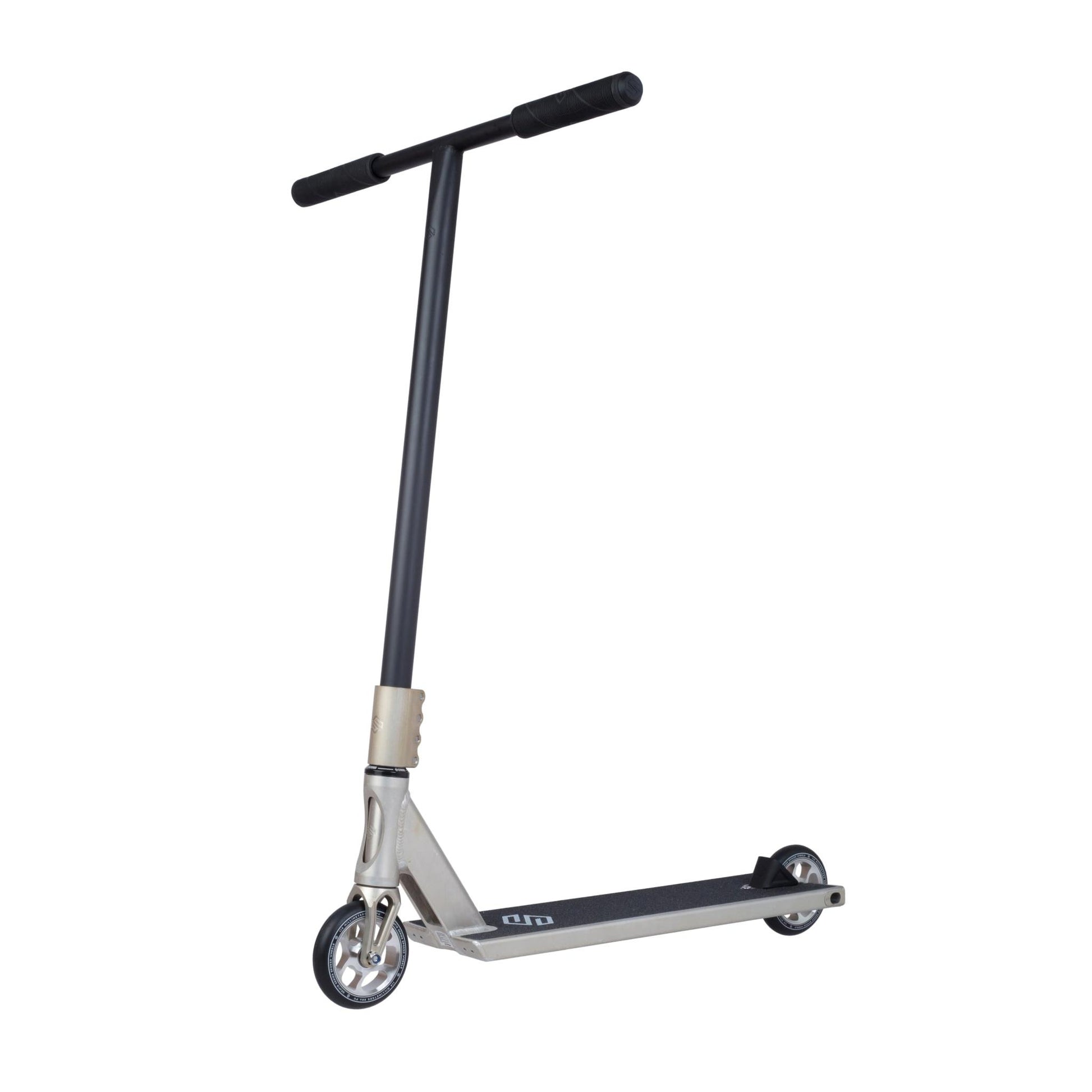 Striker Gravis Scooter Freestyle - Raw- Scootworld.es