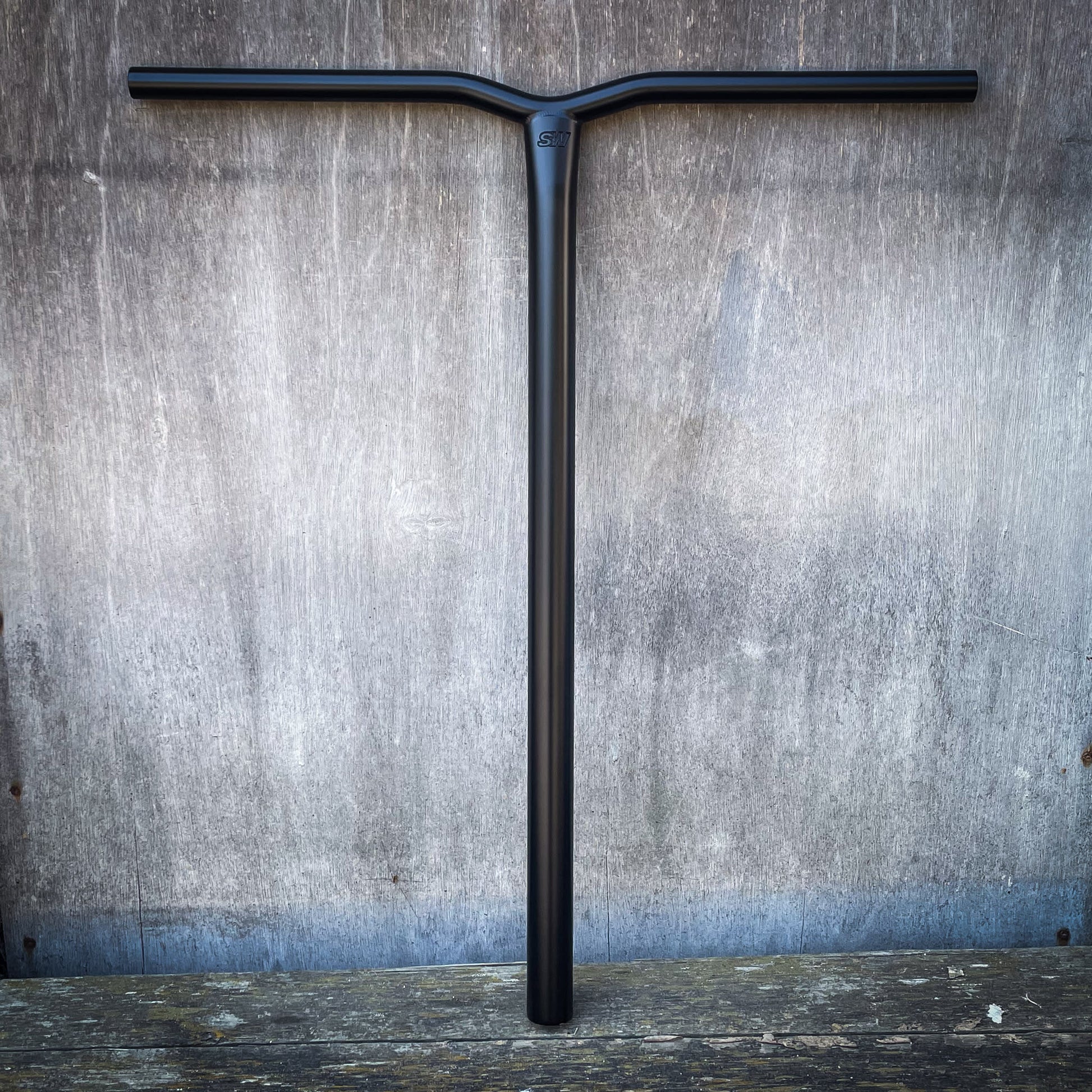 ScootWorld Titanium V2 Bend Manillar Scooter - Negro- Scootworld.es