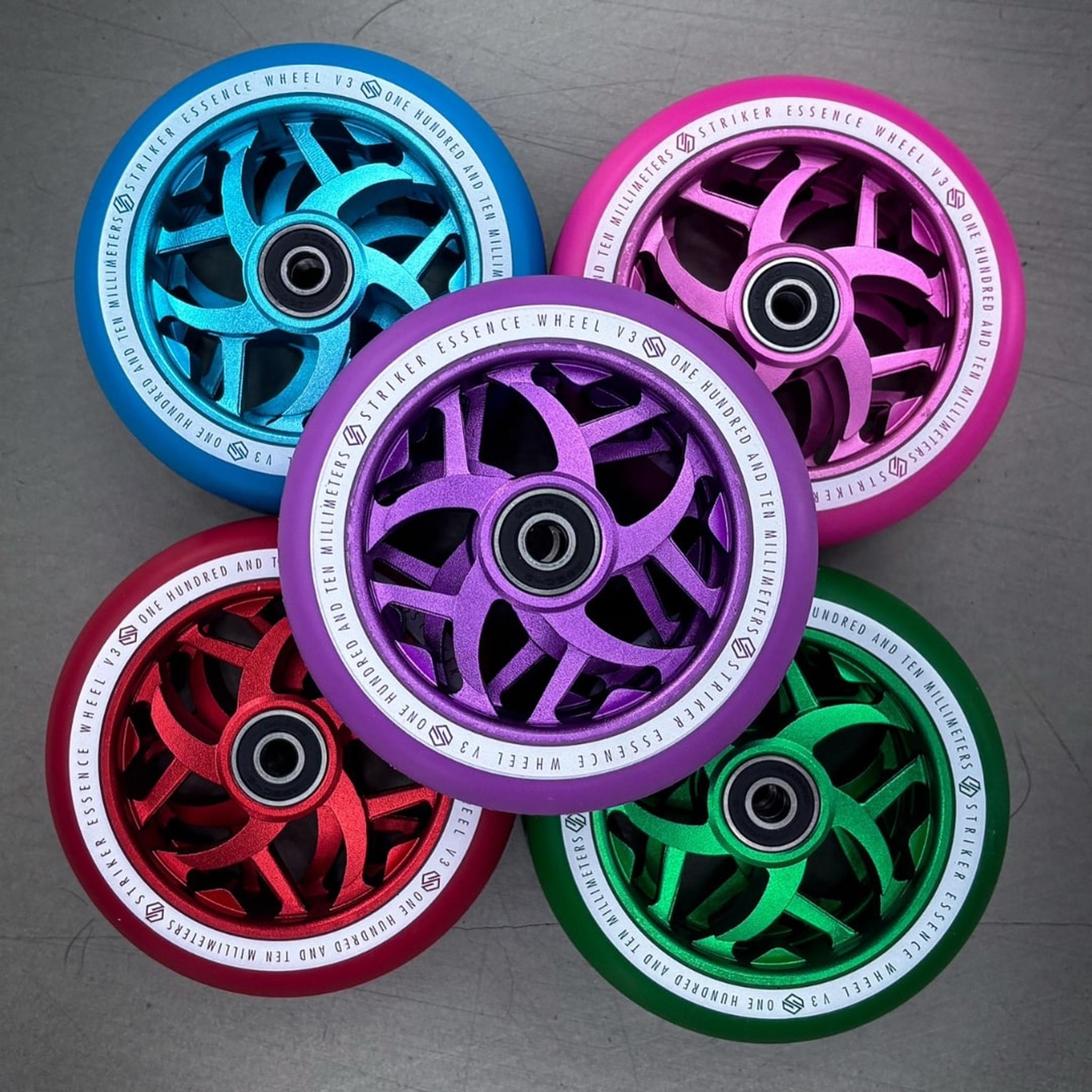 Striker Essence V3 Colorblast PU 110mm Rueda Patinete - Verde Turquesa- Scootworld.es