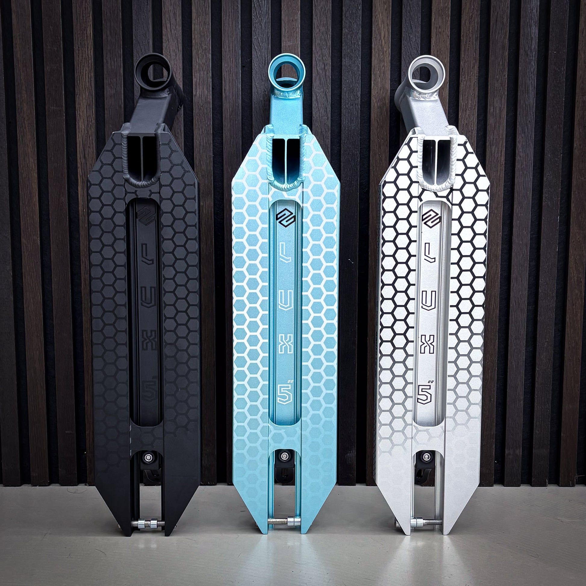 Striker Lux 5" Tabla Scooter - Plateado- Scootworld.es