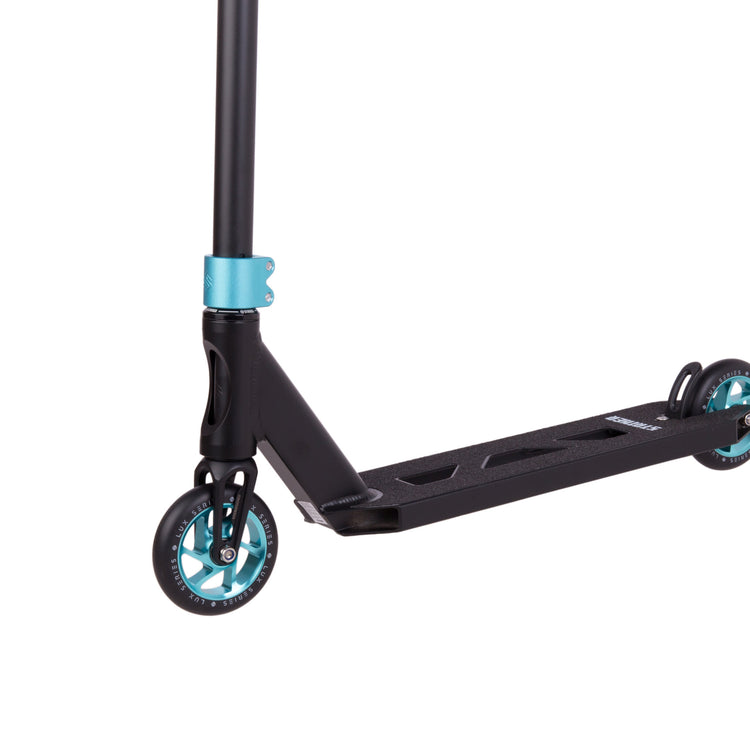 Striker Essential Scooter Freestyle