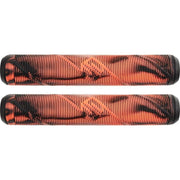 Striker Logo Thick Puños Patinete - Negro/Naranja- Scootworld.es