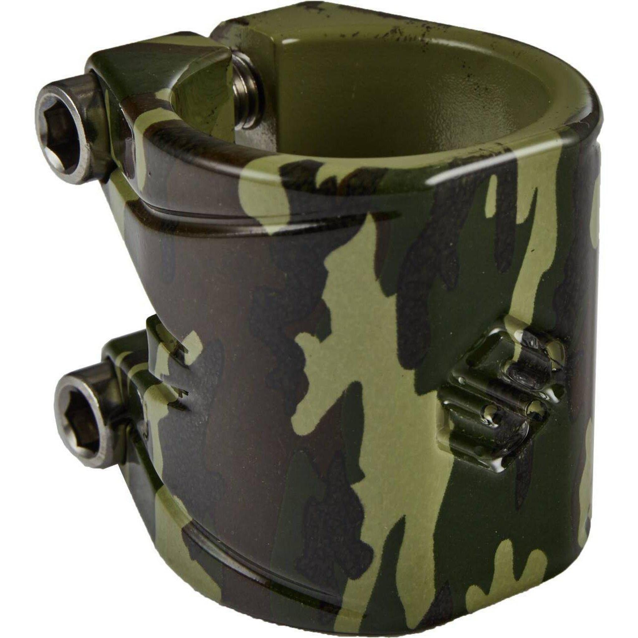 Striker Essence V2 Double Abrazadera Patinete - Camuflaje- Scootworld.es