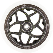Striker Essence V3 White PU 110mm Rueda Patinete - Splash Negro/Verde- Scootworld.es